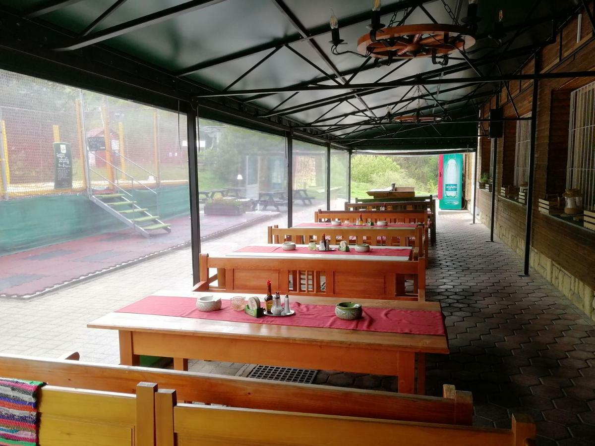Kavecany Penzion Zoo Pod Hresnou מראה חיצוני תמונה